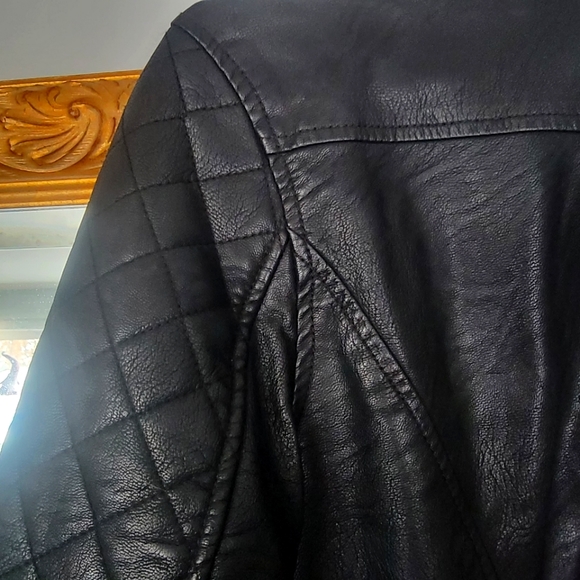 NWOT black faux leather jacket moto jacket size small - Picture 13 of 14
